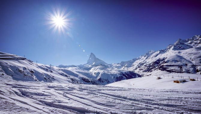 Urlaub Schweiz Reisen - © Adobe Stock