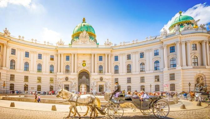 Urlaub Österreich Reisen - Wien Wachau Marillenfest 5 Tage